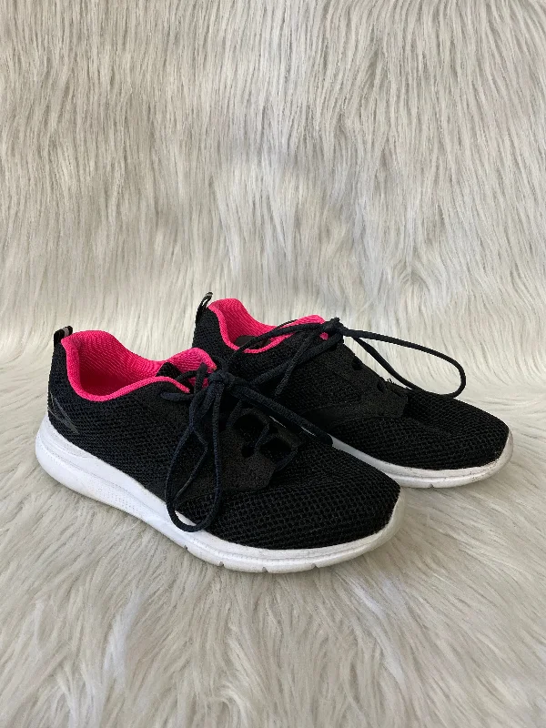 Athletic shoes with tough uppers-Shoes Sneakers By Champion In Black & Pink, Size: 9.5