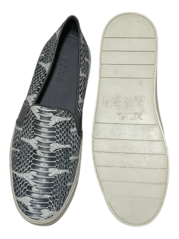 cozy flats for artists-Shoes Flats By Vince In Grey & White, Size: 7