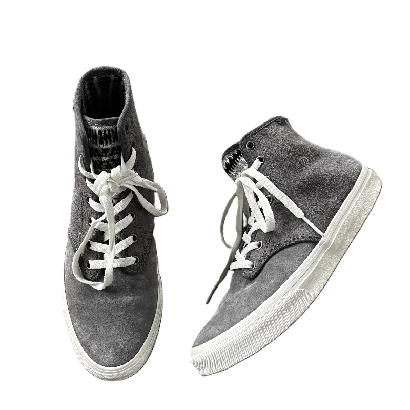 Athletic shoes for casual treks-Shoes Sneakers By Vans In Grey, Size: 9