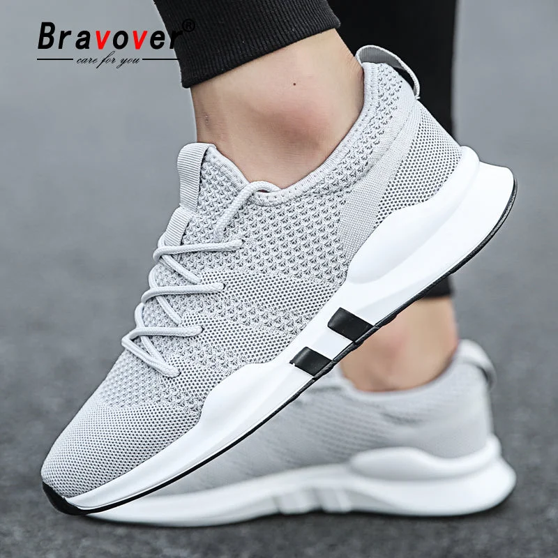 Athletic shoes for sandy terrains-New Men's Ultra Boost Outdoor Breathable Non-slip Comfortable Mesh Athletic Sneakers