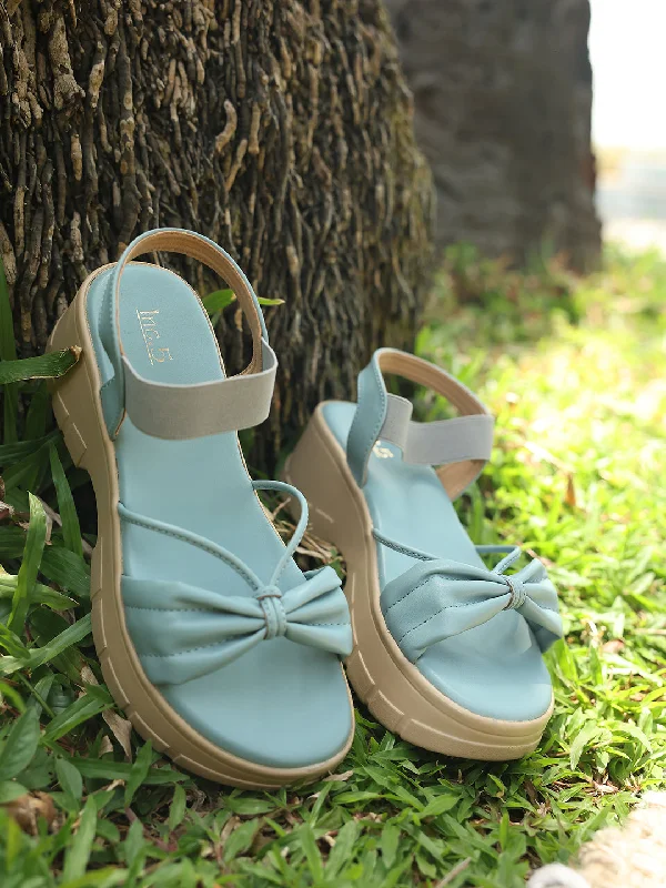 Sandals with suede texture-Women Blue Knotted Strap Flatform Heels