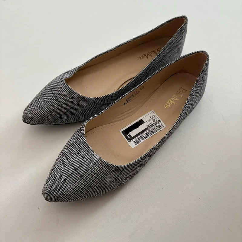 flats with luxury bathrooms-Shoes Flats By Bella Marie In Plaid, Size: 9