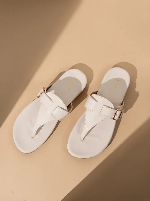 Sandals with lightweight edge-Womens Cream Solid Round Toe Casual Flat Slip-on Sandals