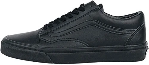 Athletic shoes with rugged soles-Vans UA Old Skool Classic Tumble Sneakers