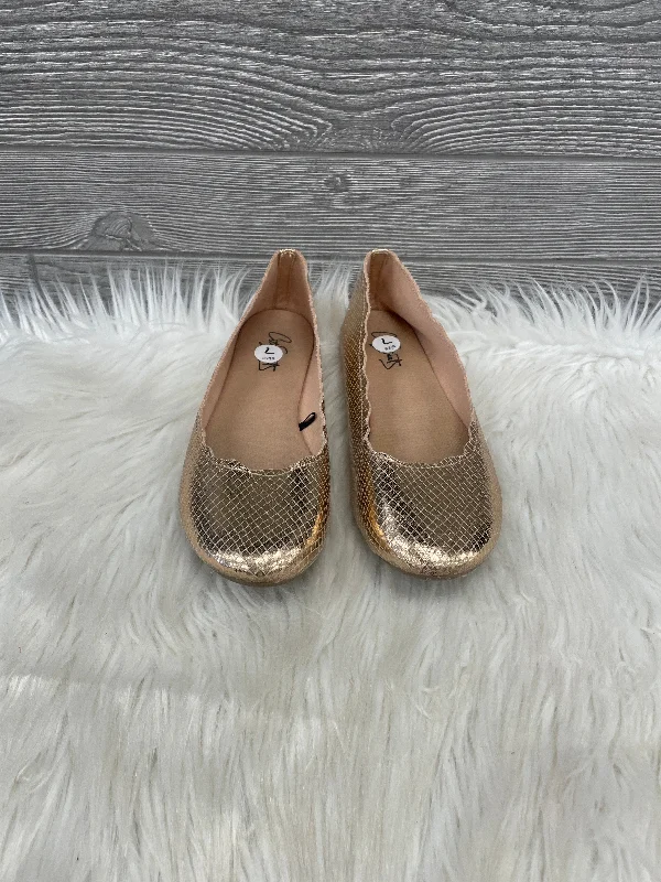 flats with natural light-Shoes Flats By City Streets In Gold, Size: 7