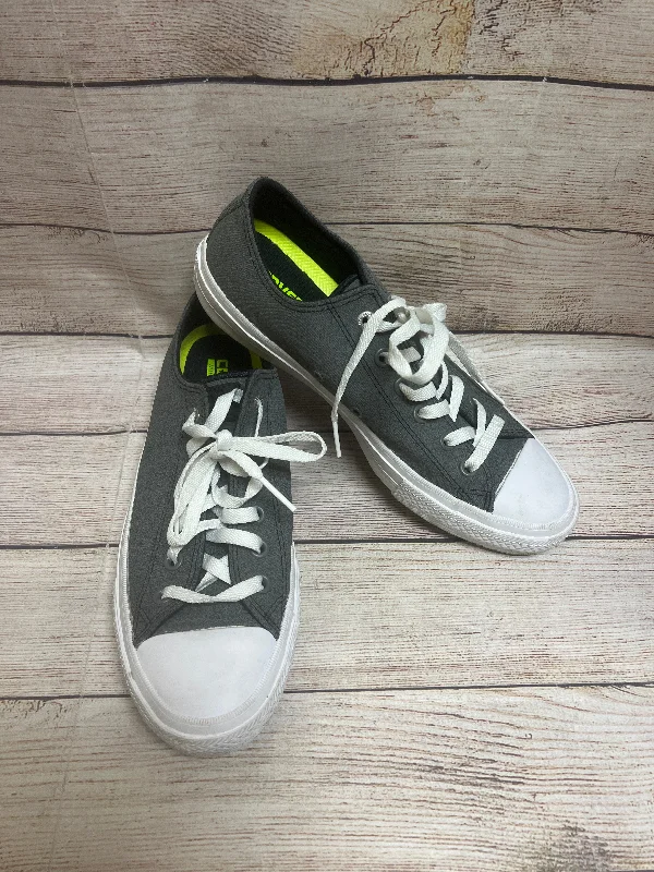 Athletic shoes with tough padding-Shoes Sneakers By Converse In Grey, Size: 10