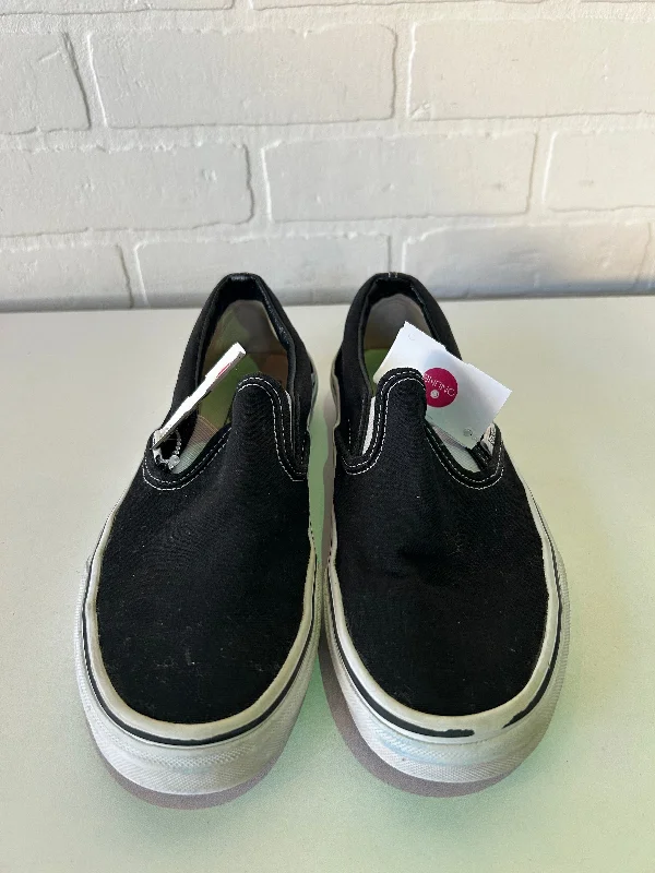 Athletic shoes with cozy fit-Shoes Sneakers By Vans In Black & White, Size: 8