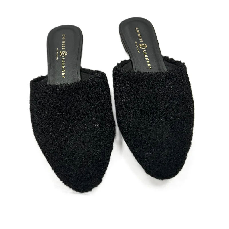 cozy flats for creatives-Shoes Flats By Chinese Laundry In Black, Size: 7