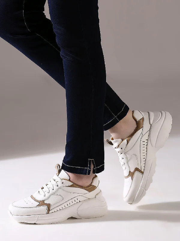 Athletic shoes with chic patterns-Womens White Casual Round toe Sneakers