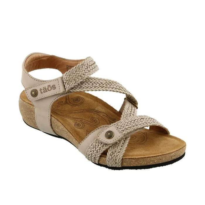 Sandals for beach edge-Taos Women's Trulie - Stone