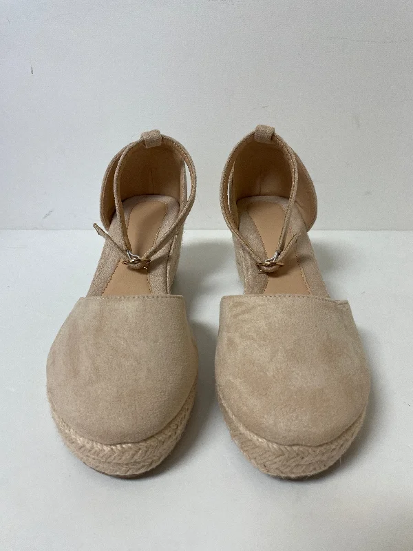 how to personalize small flats-Shoes Flats By Cmf In Cream, Size: 9.5