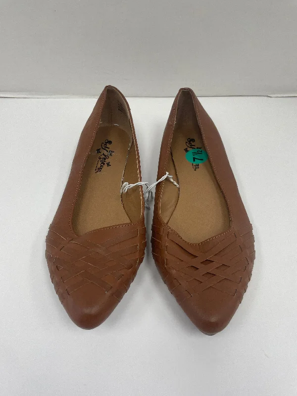 modern flats with views-Shoes Flats By Cmf In Brown, Size: 7.5