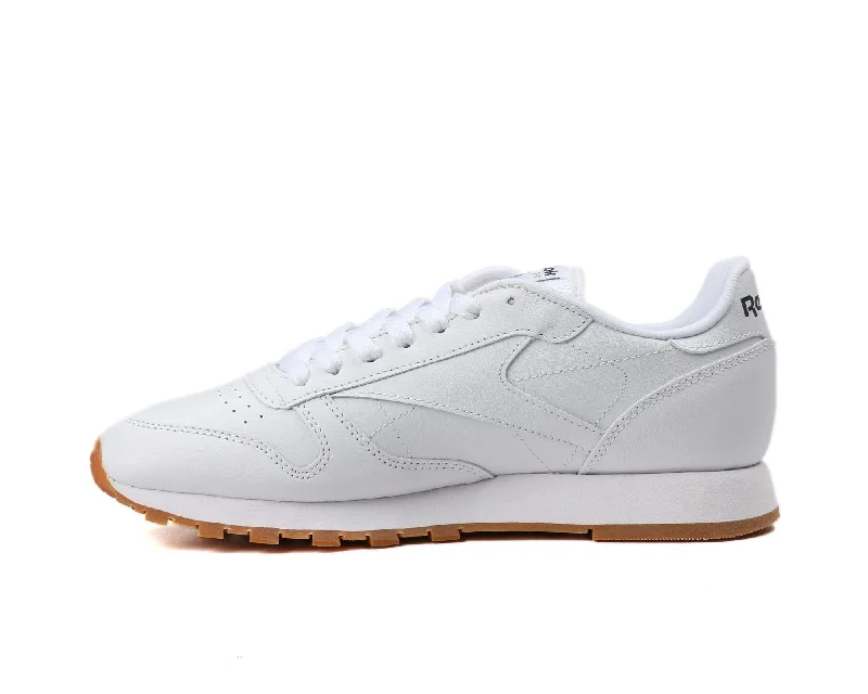 Athletic shoes for young athletes-Reebok Herren Classic Leather Sneakers, WeiÃŸ White Gum, 42 EU