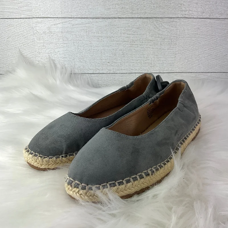 flats for remote workers-Shoes Flats By Clothes Mentor In Grey, Size: 7