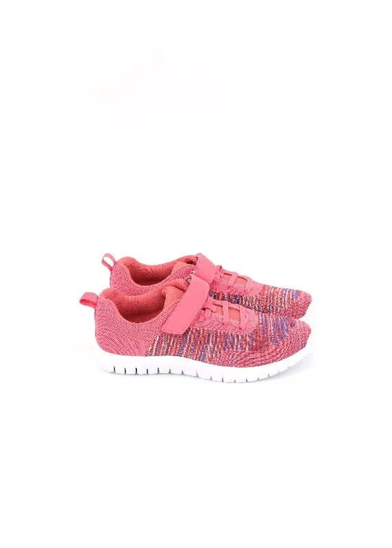 Athletic shoes with sturdy build-Kids Girl's Textured Sneakers,Pink