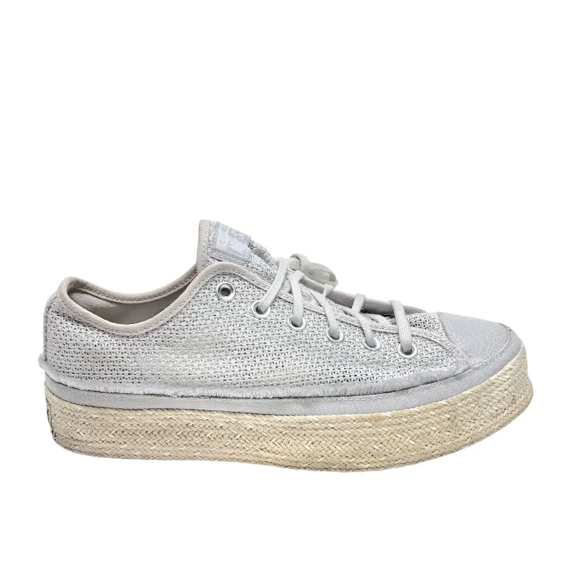 Athletic shoes for tough runs-Shoes Sneakers By Converse In Grey, Size: 10