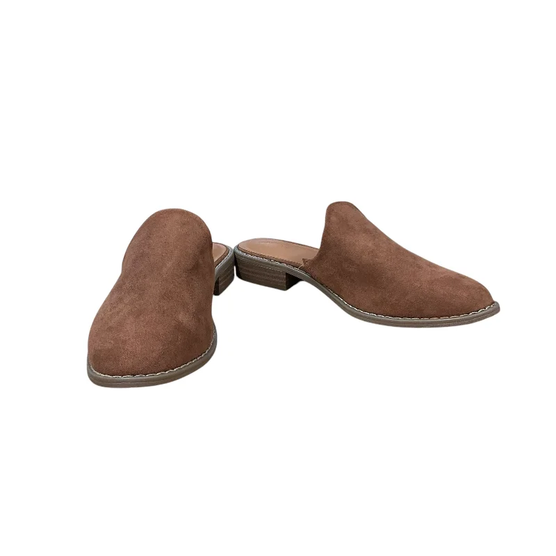 best flats for durability-Shoes Flats By Universal Thread In Tan, Size: 7