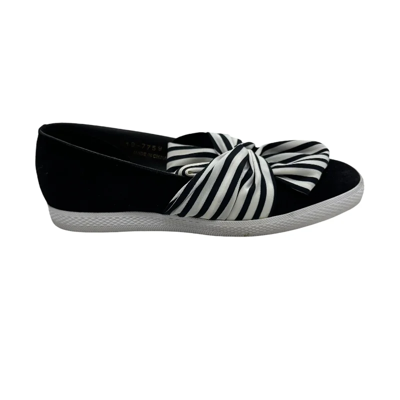 flats with luxury touches-Shoes Flats By Just Black In Black, Size:6.5