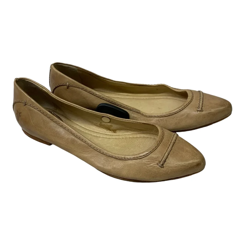 flats with artistic decor-Shoes Flats By Frye In Brown, Size: 7