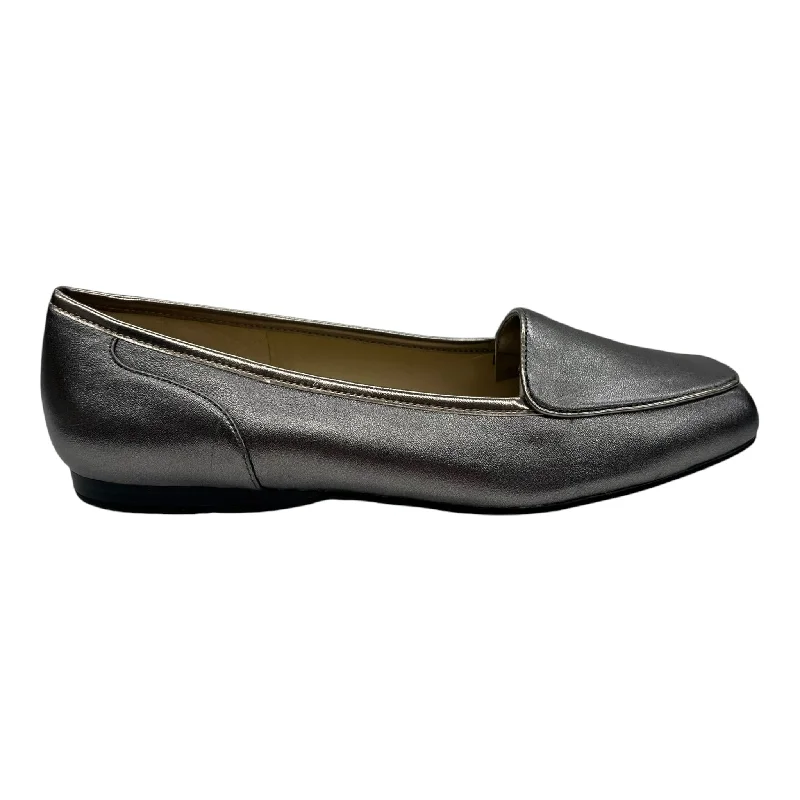 flats near tech hubs-Shoes Flats By Bandolino In Silver, Size:7