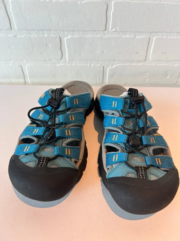 flats near transit hubs-Shoes Flats By Keen In Blue, Size: 8.5