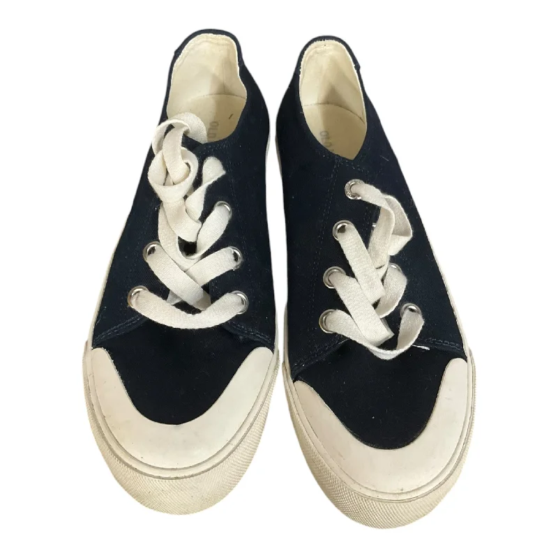 flats for urban explorers-Shoes Flats By Old Navy In Navy, Size: 6